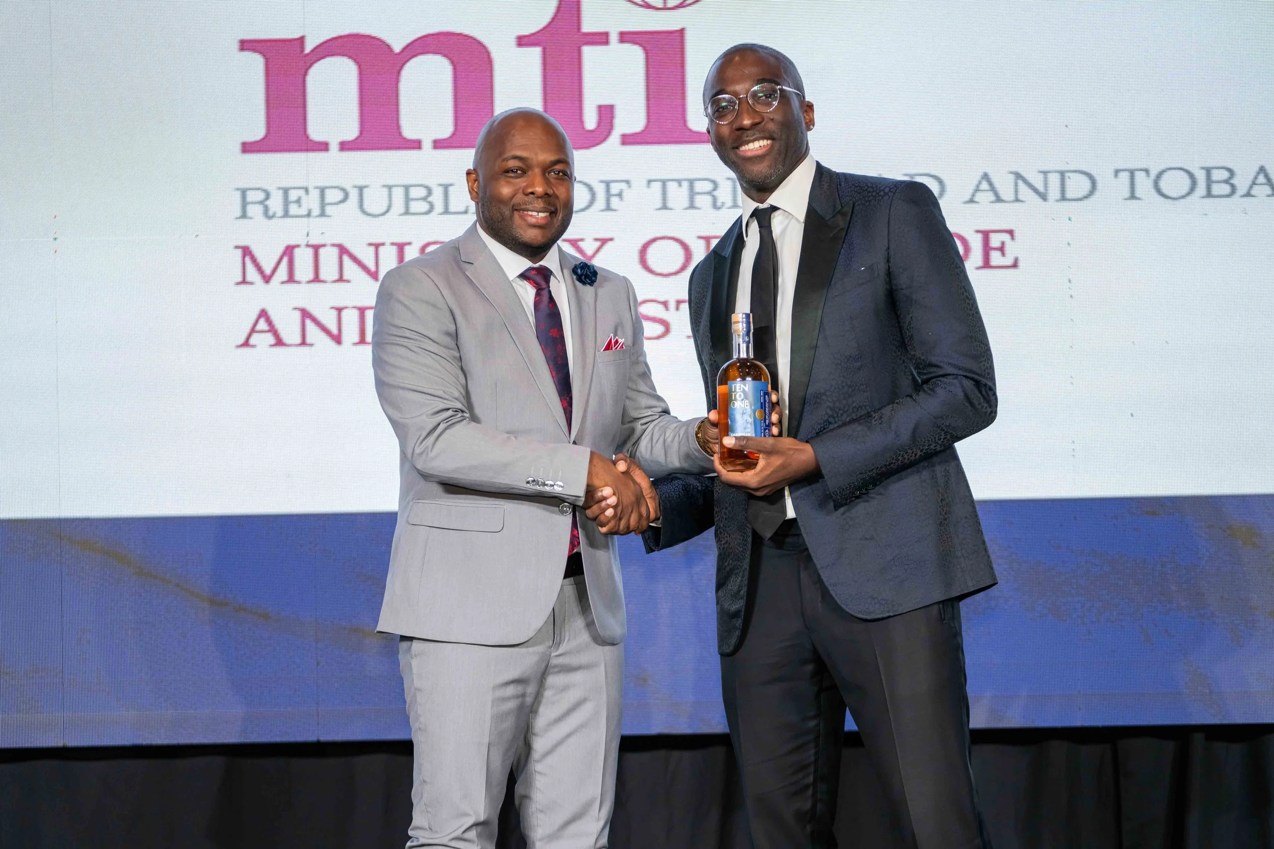  (L-R) TTMA President Roger Roach and Marc Farrell, Founder and CEO of Ten to One Rum, at the TTMA President’s Dinner and Awards 2023 at the Hyatt Regency on 14 November 2023.   