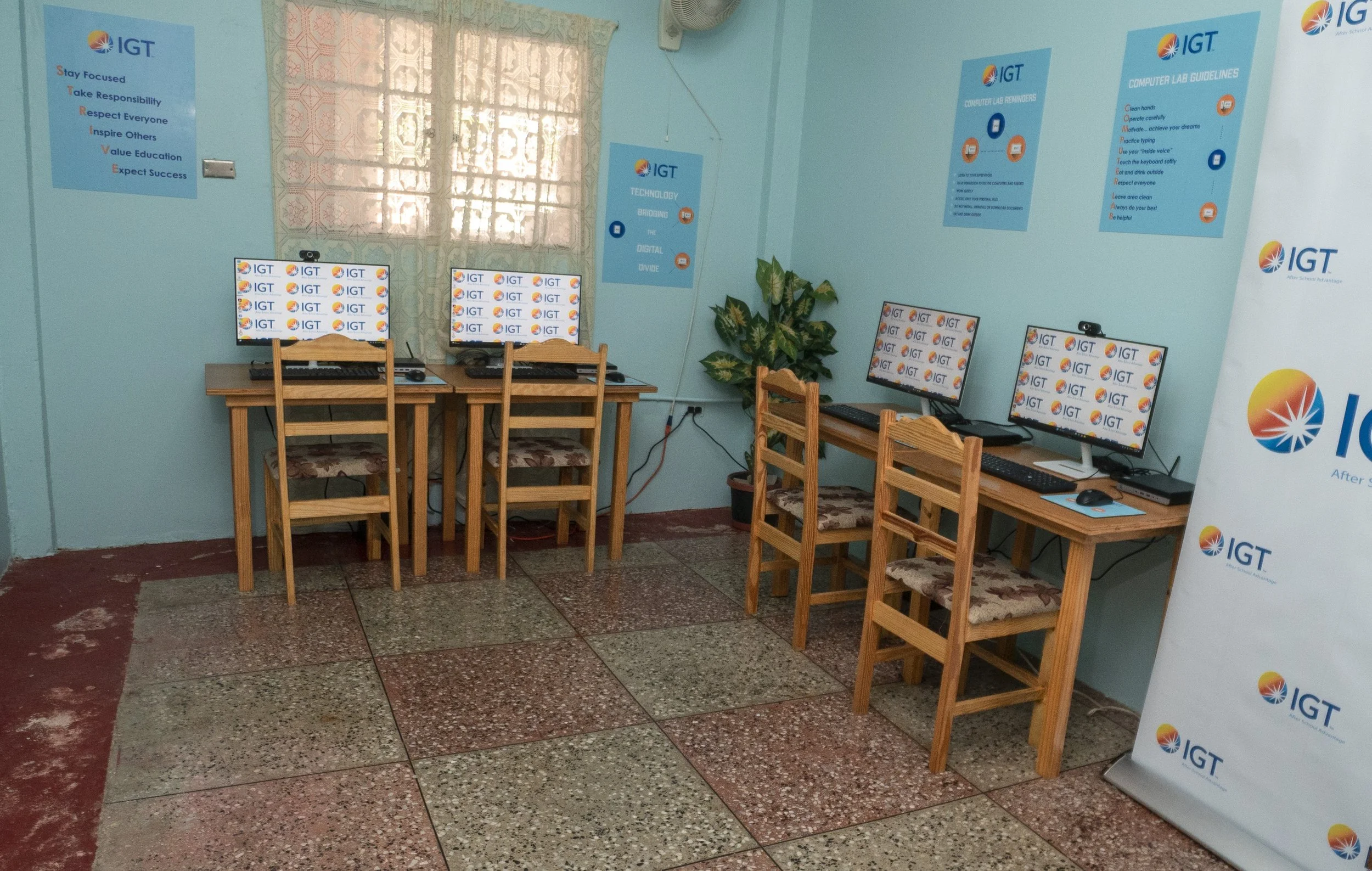 The second computer lab at Amica House for Girls includes early learning educational software for primary school students, courtesy IGT.