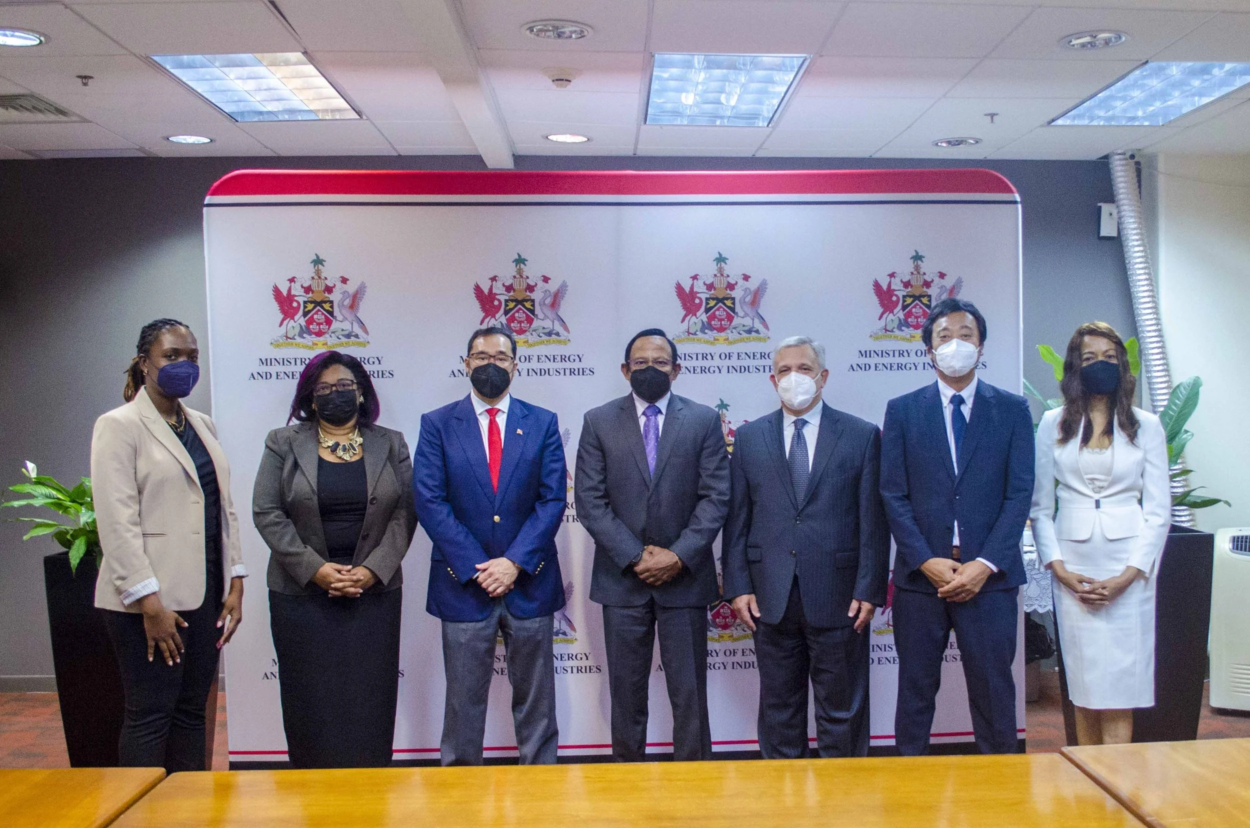 (From left ) Posing together are Mrs. Sandra Fraser, Permanent Secretary, Ag. Ministry of Energy and Energy Industries, Ms. Tarisse Austin, Energy International Relations and Affairs Advisor, Ministry of Energy and Energy Industries, Minister of Energy the Honourable Mr. Stuart Young, Mr. Mohamed Majeed - Managing Director, Caribbean Operations, Mr. Damian Obiglio -, Senior. Vice President Marubeni Power International, Mr. Shogo Otani - Senior. Vice President, Caribbean Operations, Marubeni Power International and Mrs. Sandra Welch-Farrell- CEO, SWF & Co. Public Relations Consultants.
